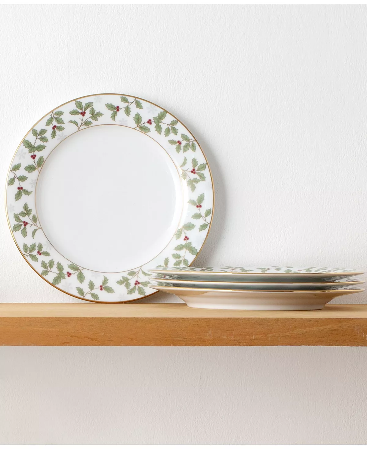 Noritake Holly Berry 8.25 Salad Plate, Set Of 4 4 Noritake Holly Berry 8.25 Salad Plate, Set Of 4 - Image 2